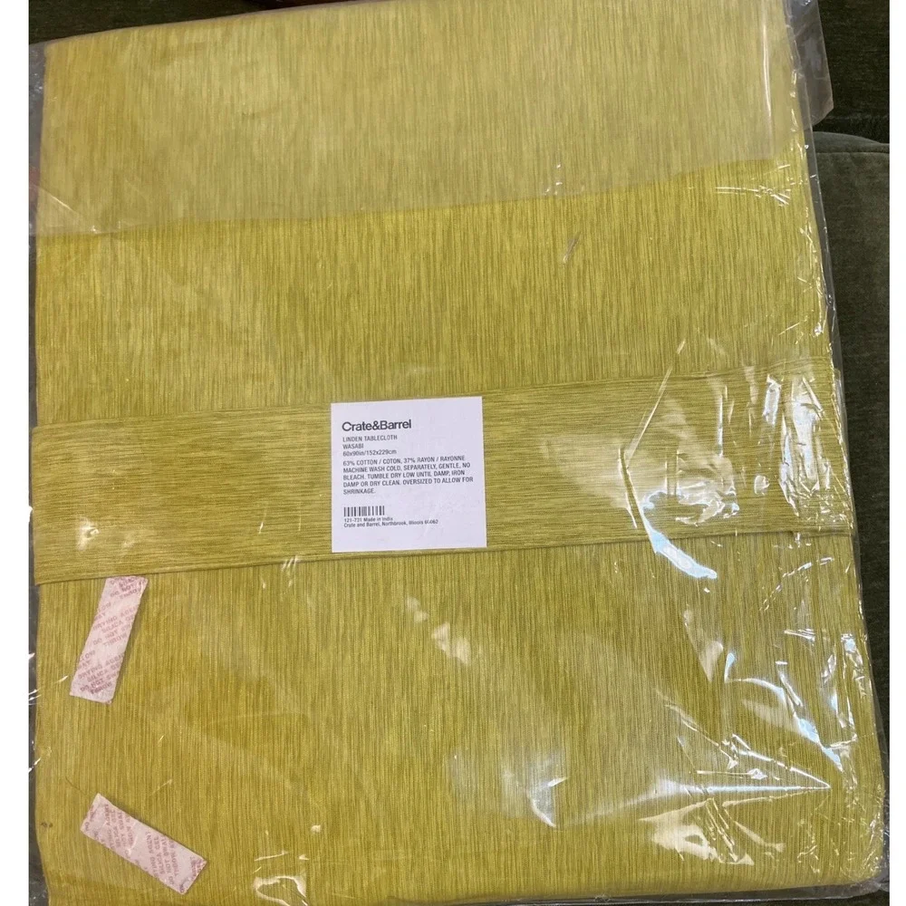 NEW Crate & Barrel Wasabi Linden Tablecloth 60x90 NIP Mid century style